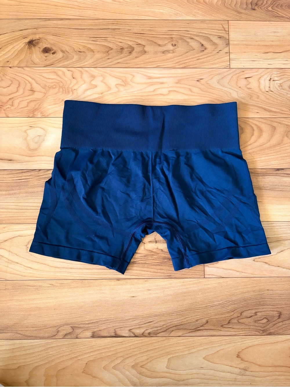 Gymshark High-Rise shorts- set of 4 - Picture 6 of 13